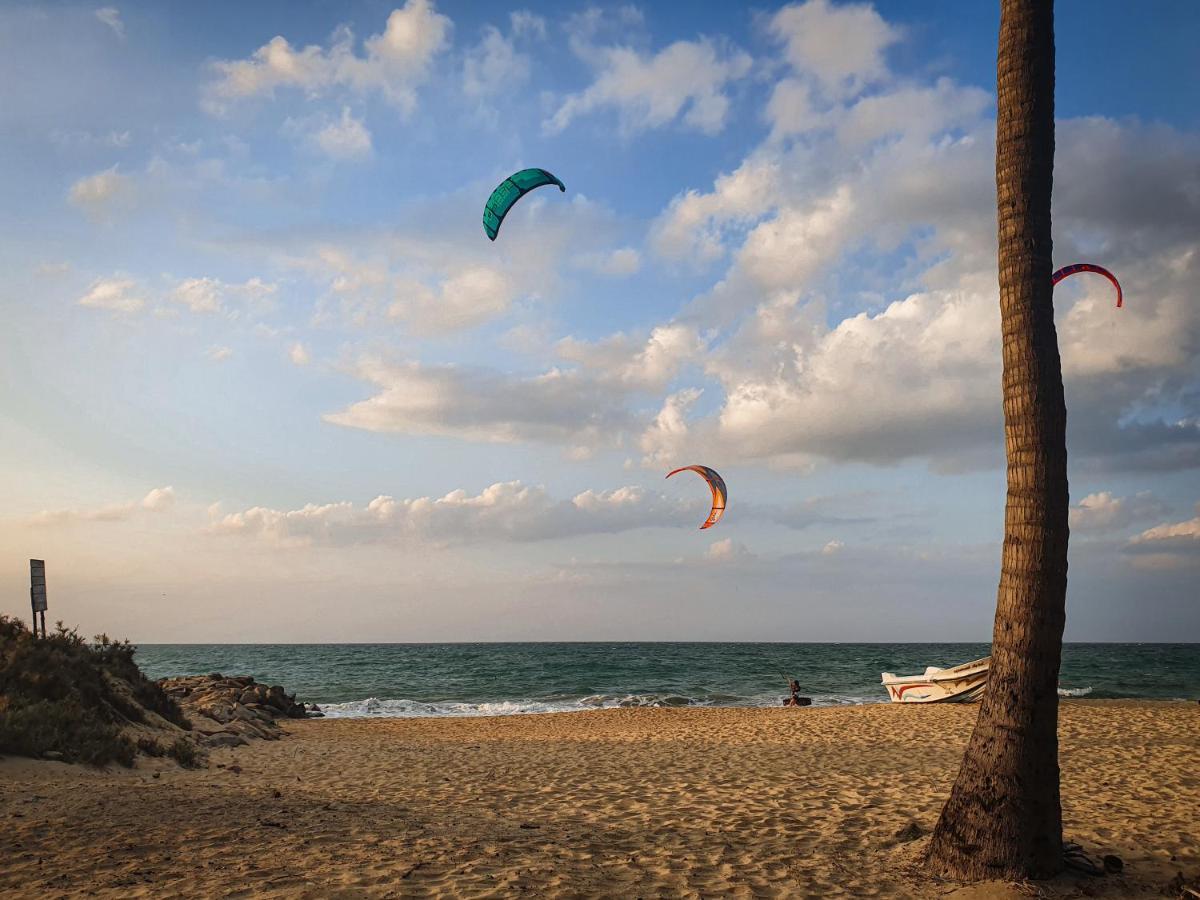 Windy Waves Kite Beach & Nature Resort Калпития Экстерьер фото